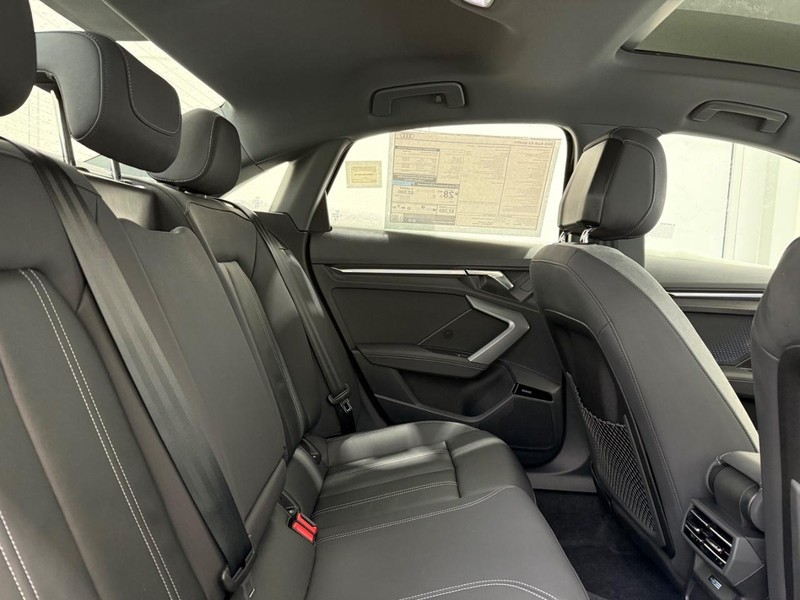 Audi A3 Vehicle Image 4