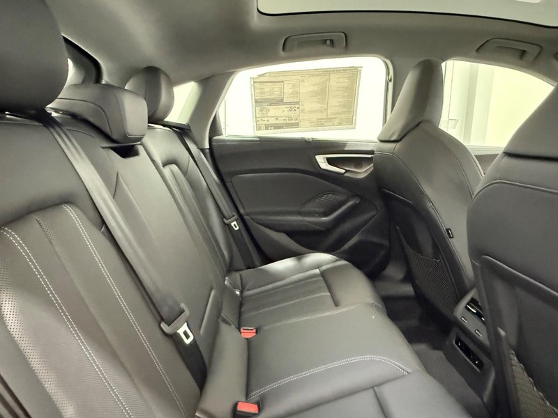 Audi A5 Vehicle Image 4