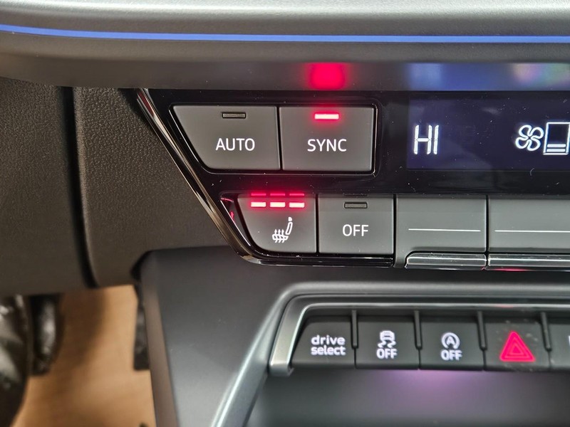 Audi A3 Vehicle Image 14