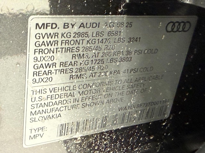 Audi Q7 Vehicle Image 18