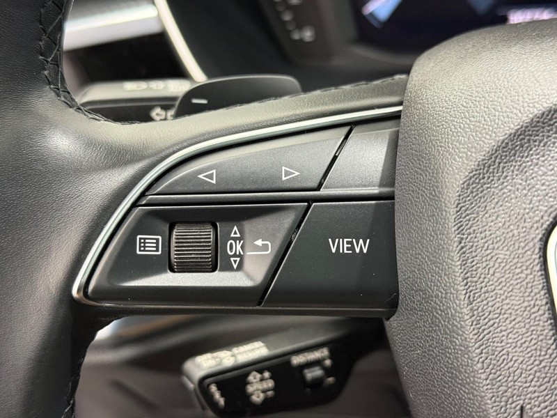 Audi Q3 Vehicle Image 15