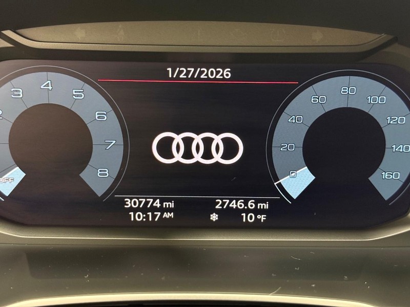 Audi Q3 Vehicle Image 17