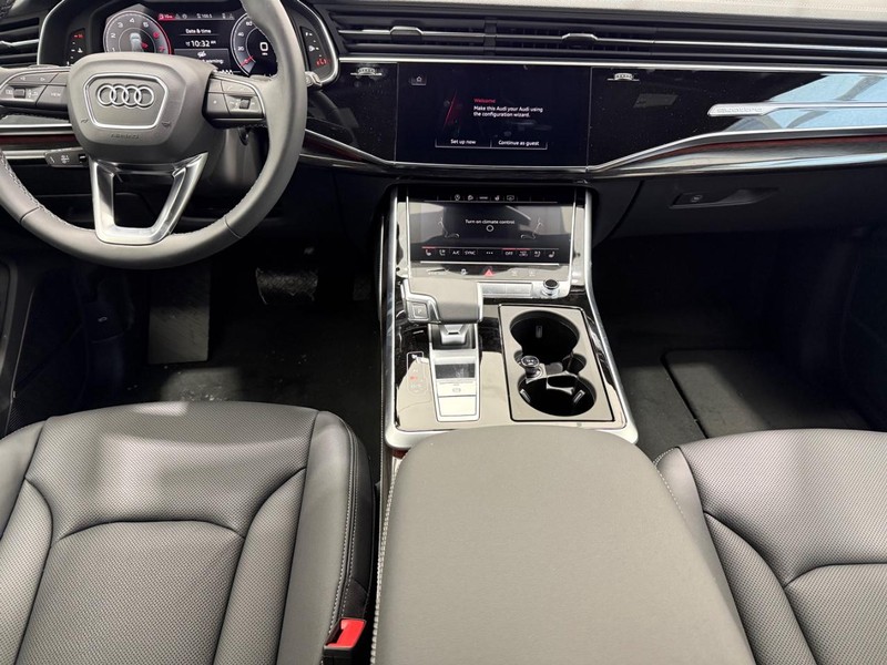 Audi Q7 Vehicle Image 12