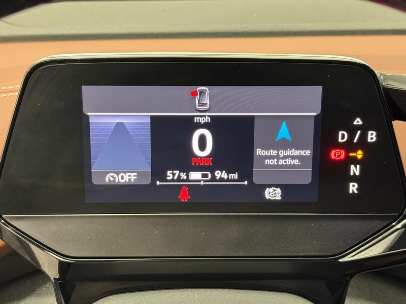 Volkswagen ID.4 Vehicle Image 16