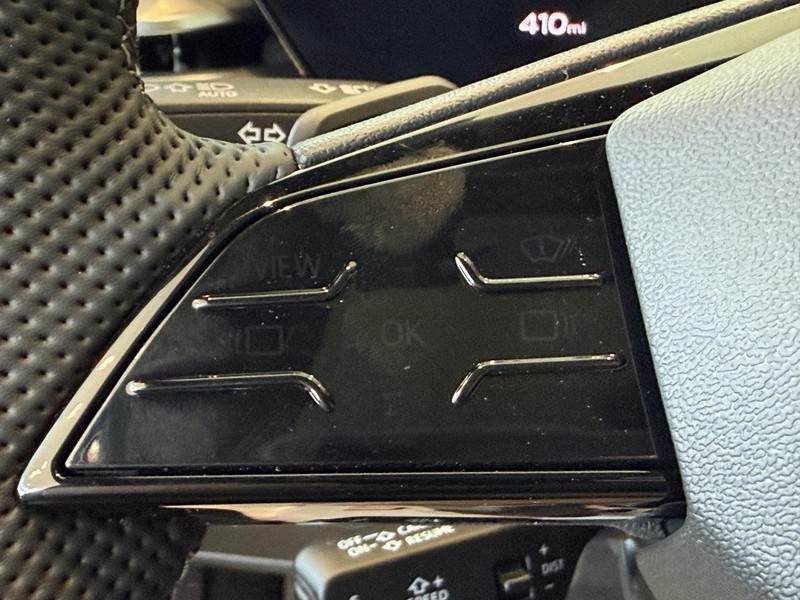 Audi A6 Sedan Vehicle Image 10