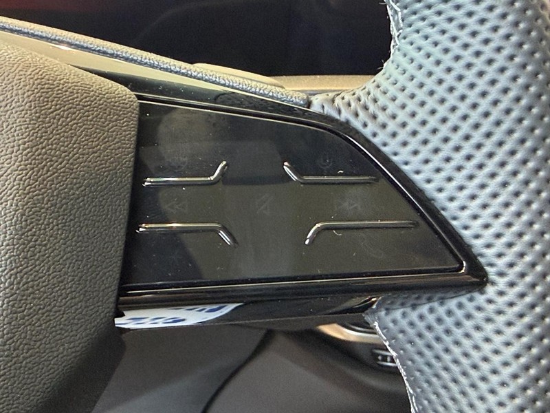 Audi A6 Sedan Vehicle Image 11