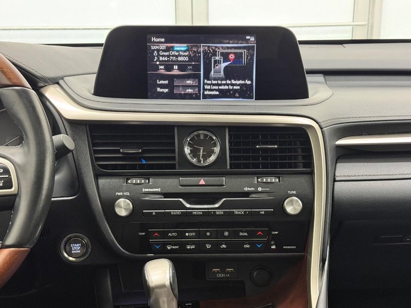 Lexus RX Vehicle Image 10