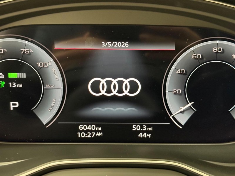 Audi Q5 Vehicle Image 17