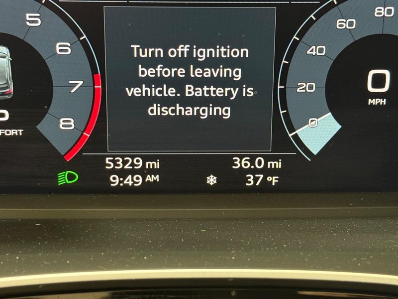 Audi Q3 Vehicle Image 17