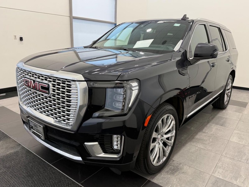 GMC Yukon Vehicle Image 6