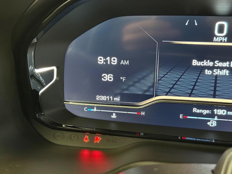 GMC Yukon Vehicle Image 19