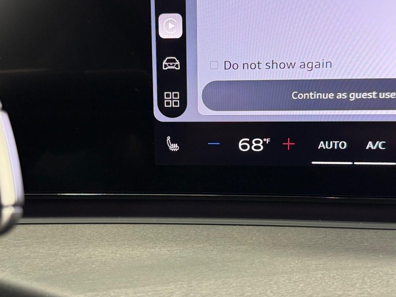 Audi Q3 Vehicle Image 14