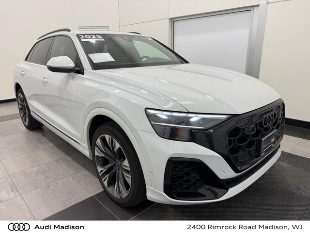 more details - audi q8