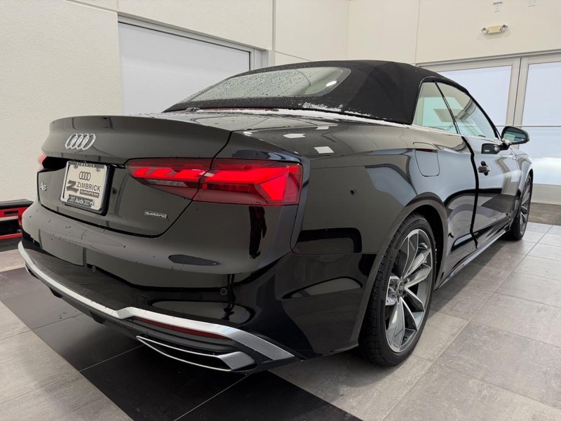 Audi A5 Cabriolet Vehicle Image 2