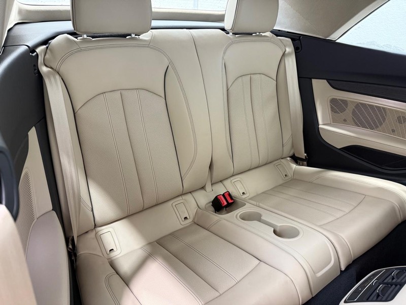 Audi A5 Cabriolet Vehicle Image 7