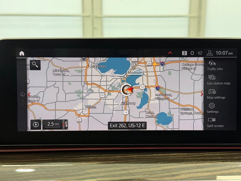 BMW 5 Series Vehicle Image 21