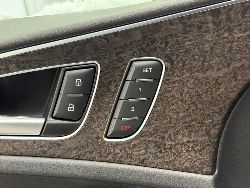 Audi A6 Vehicle Image 14