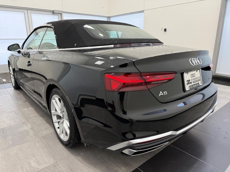 Audi A5 Cabriolet Vehicle Image 4