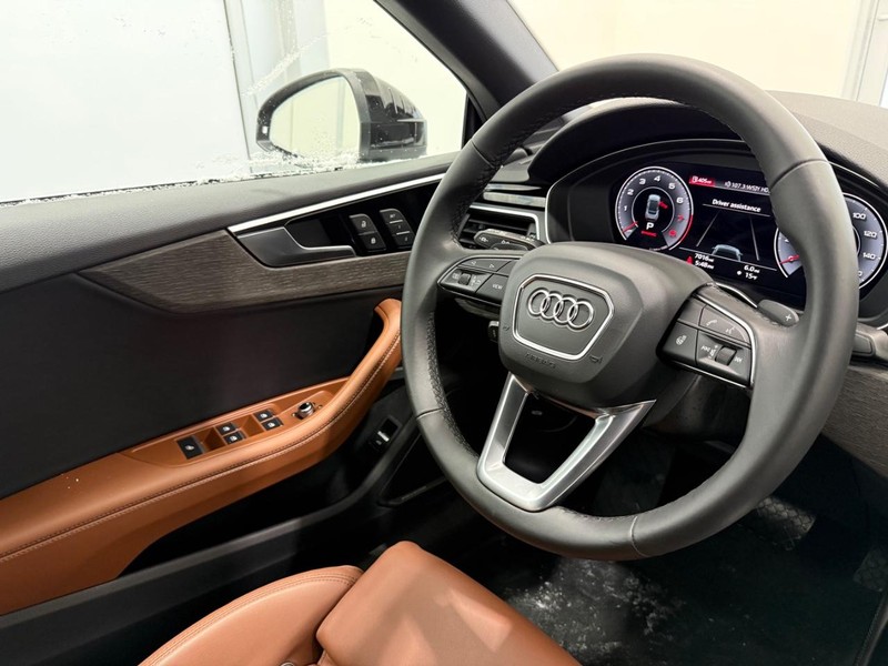 Audi A5 Cabriolet Vehicle Image 12