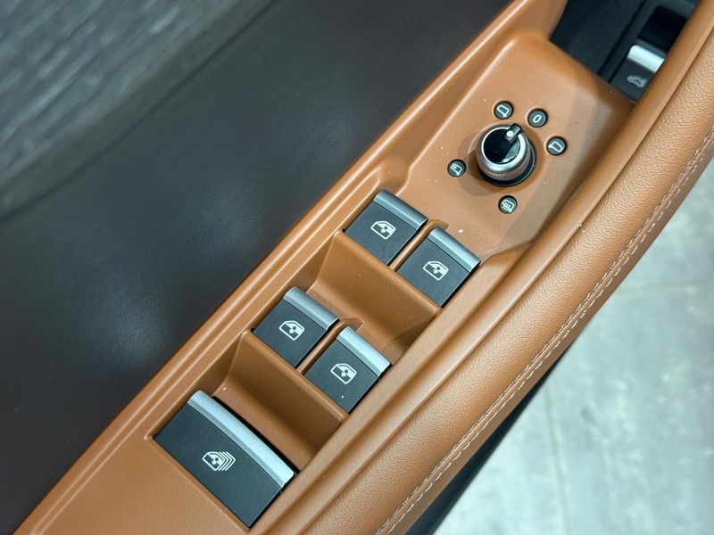 Audi A5 Cabriolet Vehicle Image 18