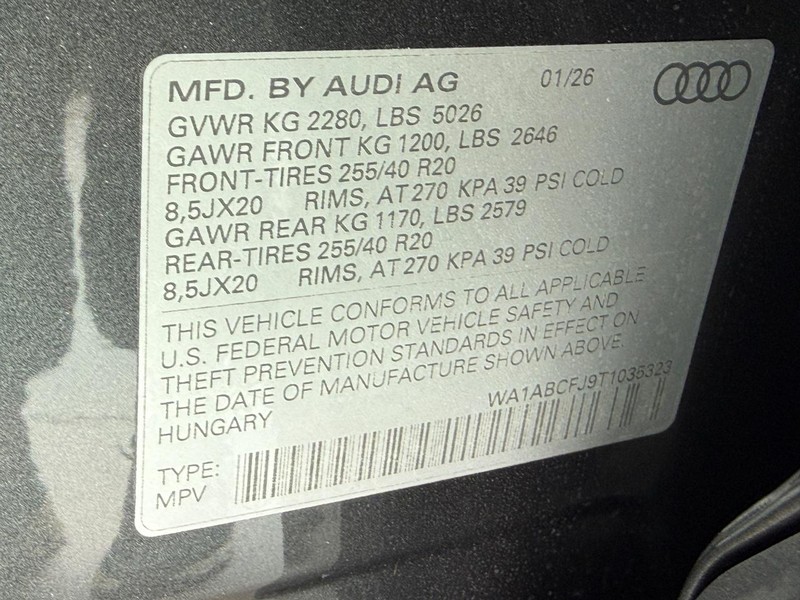 Audi Q3 Vehicle Image 18