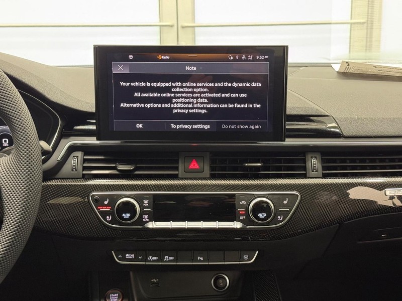 Audi S4 Sedan Vehicle Image 10