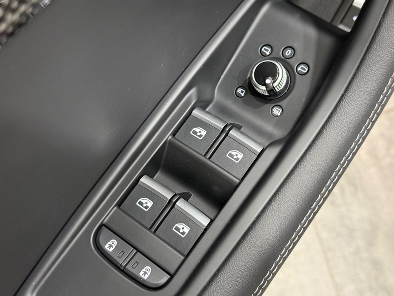 Audi S4 Sedan Vehicle Image 20