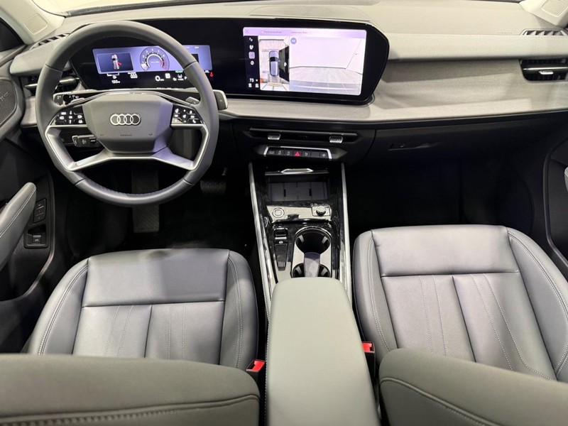 Audi Q3 Vehicle Image 5