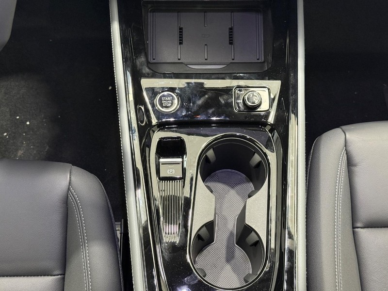 Audi Q3 Vehicle Image 7