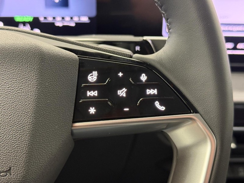 Audi Q3 Vehicle Image 11