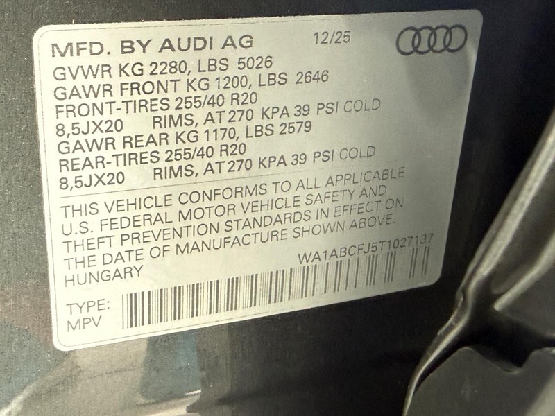 Audi Q3 Vehicle Image 17