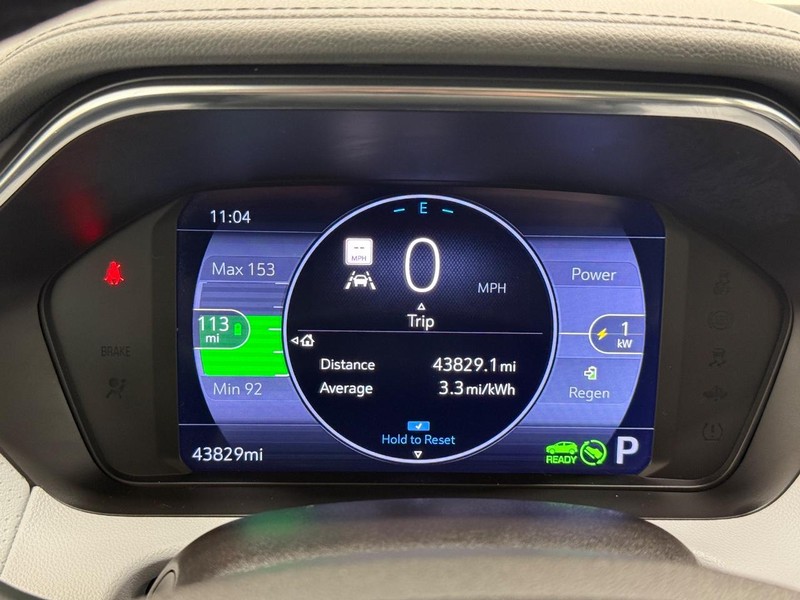 Chevrolet Bolt EUV Vehicle Image 17