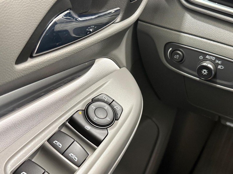 Chevrolet Bolt EUV Vehicle Image 20