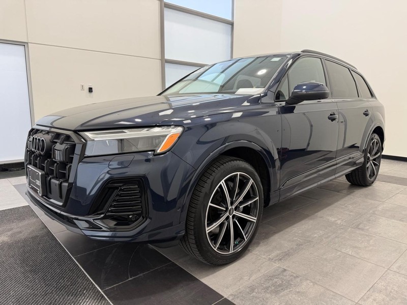 Audi Q7 Vehicle Image 7