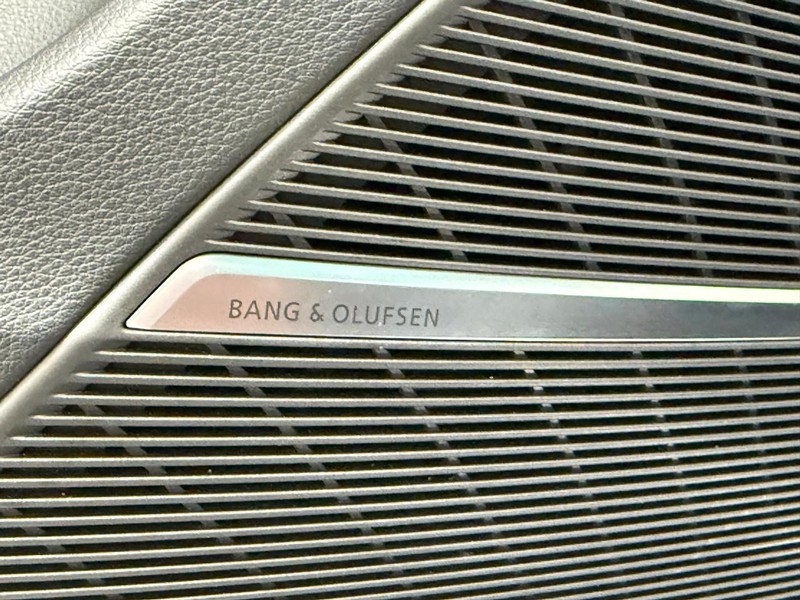 Audi Q7 Vehicle Image 23