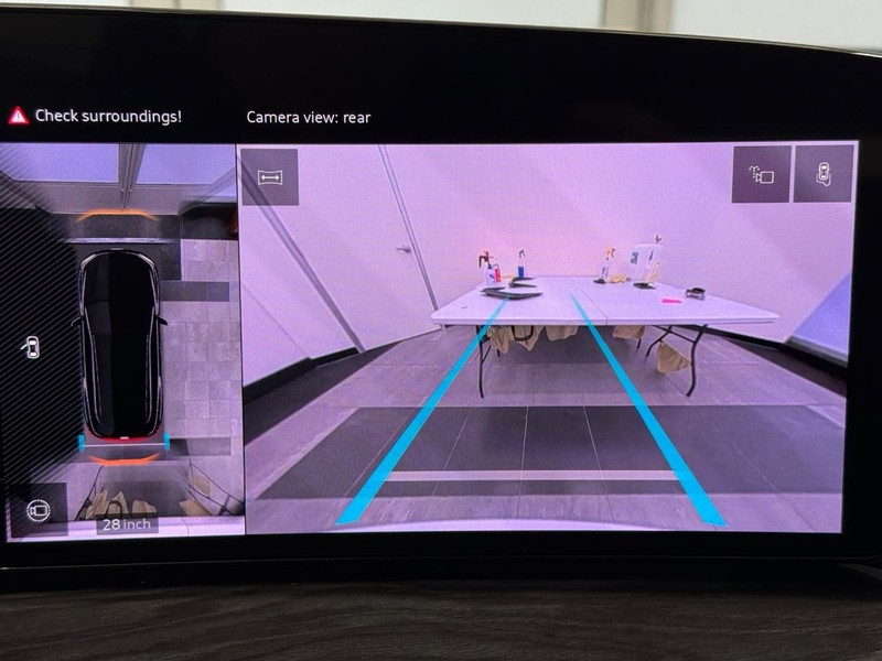 Audi Q5 Vehicle Image 16