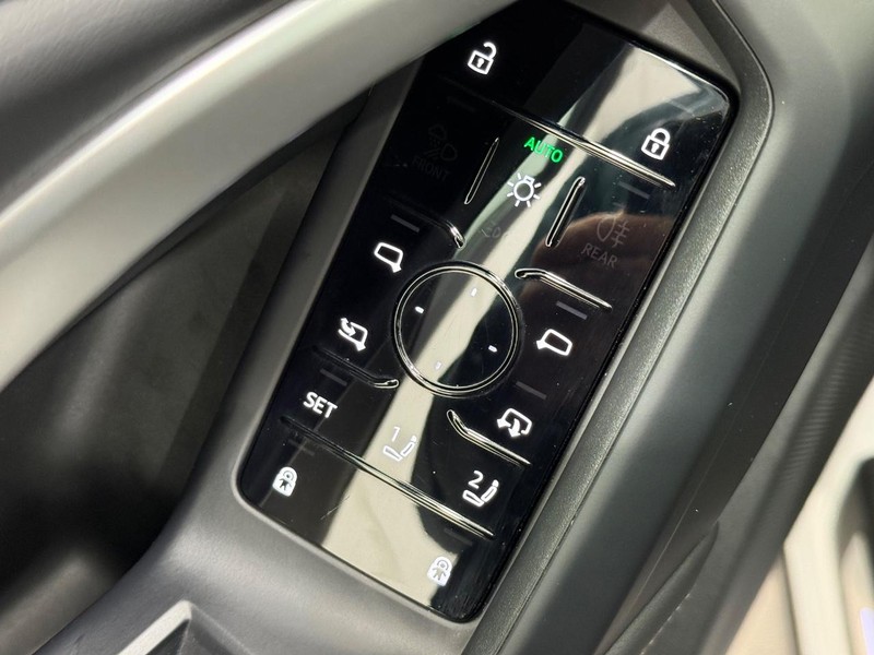 Audi Q5 Vehicle Image 17