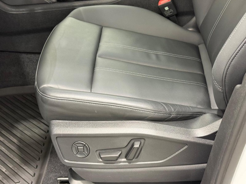 Audi Q5 Vehicle Image 19