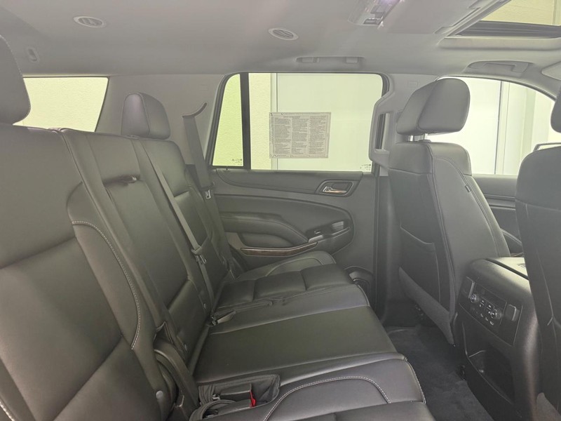 Chevrolet Tahoe Vehicle Image 8