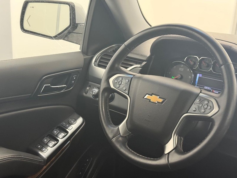 Chevrolet Tahoe Vehicle Image 12