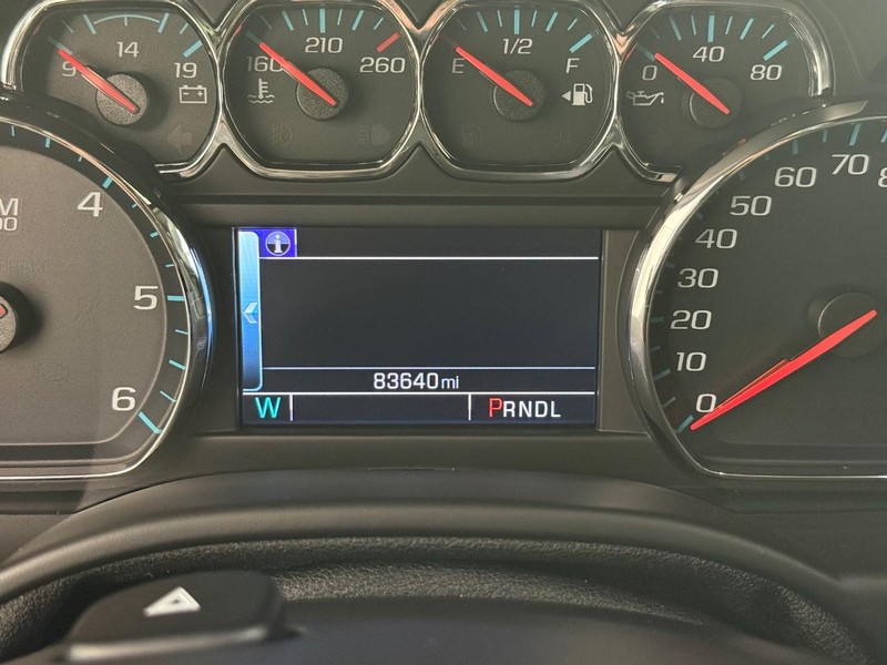 Chevrolet Tahoe Vehicle Image 17