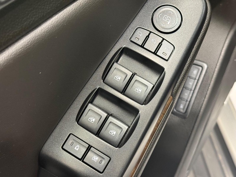 Chevrolet Tahoe Vehicle Image 20