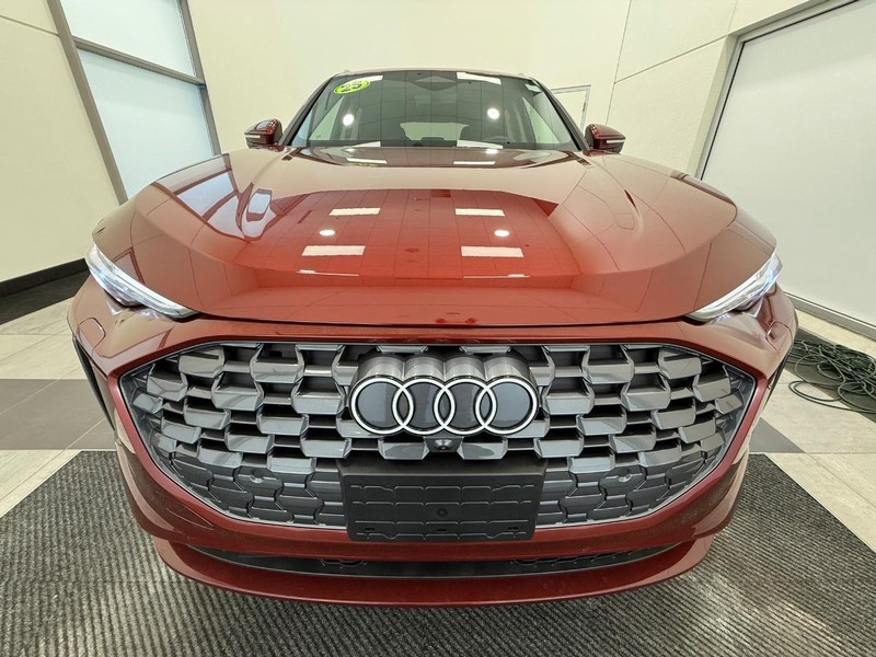 Audi Q5 Vehicle Image 7