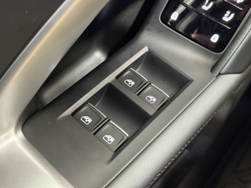 Audi Q5 Vehicle Image 17