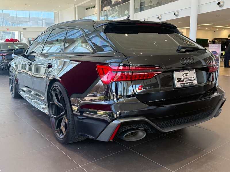 Audi RS 6 Avant Vehicle Image 5