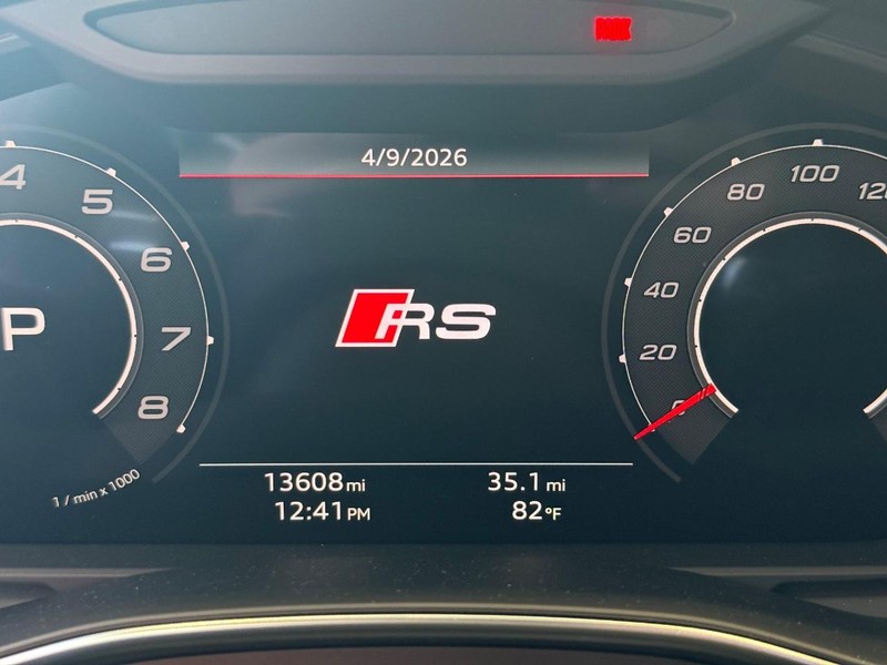 Audi RS 6 Avant Vehicle Image 18
