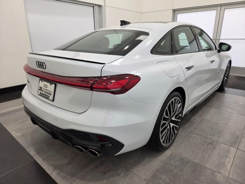 Audi S5 Vehicle Image 2