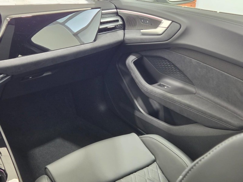 Audi S5 Vehicle Image 9