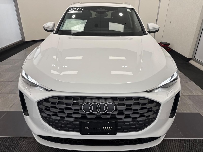 Audi Q5 Vehicle Image 7