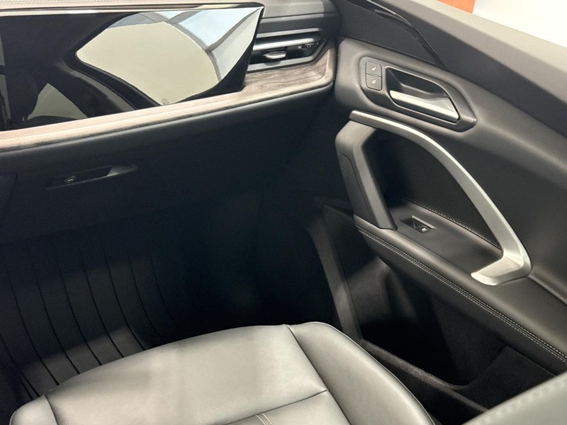 Audi Q5 Vehicle Image 13